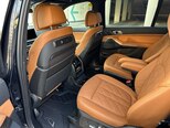 BMW X7-6