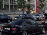 BMW 528-6
