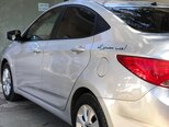 Hyundai Accent-9