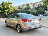 Hyundai Elantra-5