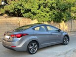 Hyundai Elantra-8