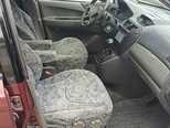 Mitsubishi Chariot Grandis-7