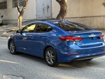Hyundai Elantra-12