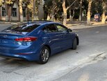 Hyundai Elantra-10