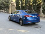 Hyundai Elantra-4