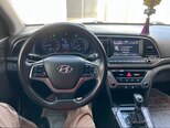 Hyundai Elantra-4
