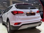 Hyundai Santa Fe-10