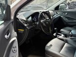 Hyundai Santa Fe-13