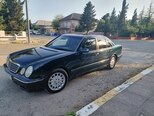 Mercedes E 220-3