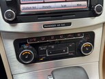 Volkswagen Passat-30