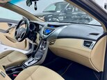 Hyundai Elantra-19