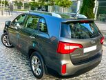 Kia Sorento-12