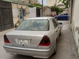 Mercedes C 200-2