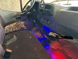 Ford Transit-9