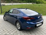 Hyundai Elantra-6
