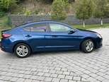 Hyundai Elantra-4