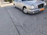 Mercedes E 200-3
