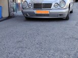 Mercedes E 200-5