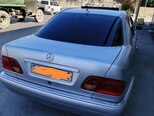 Mercedes E 200-17