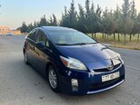 Toyota Prius-2