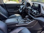 Toyota Highlander-6