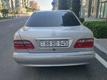 Mercedes E 240-2