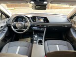 Hyundai Sonata-9
