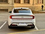 Hyundai Sonata-13