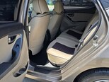 Hyundai Elantra-8