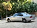 Mercedes E 230-7
