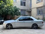 Mercedes E 230-16