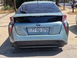 Toyota Prius-3