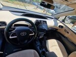 Toyota Prius-5