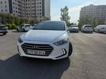 Hyundai Elantra-3