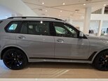 BMW X7-6