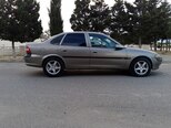 Opel Vectra-9