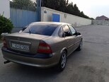 Opel Vectra-15