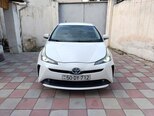Toyota Prius-2