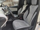 Toyota Prius-12