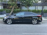Hyundai Elantra-8
