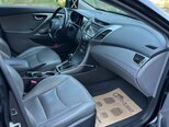 Hyundai Elantra-11