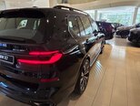 BMW X7-9