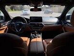 BMW 530e-13