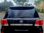 Toyota Land Cruiser-2