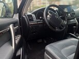 Toyota Land Cruiser-4