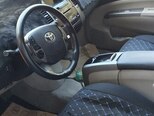 Toyota Prius-9