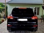 Porsche Cayenne GTS-2
