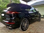 Porsche Cayenne GTS-4