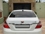 Geely Emgrand EC7-5