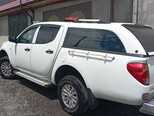 Mitsubishi L200-2